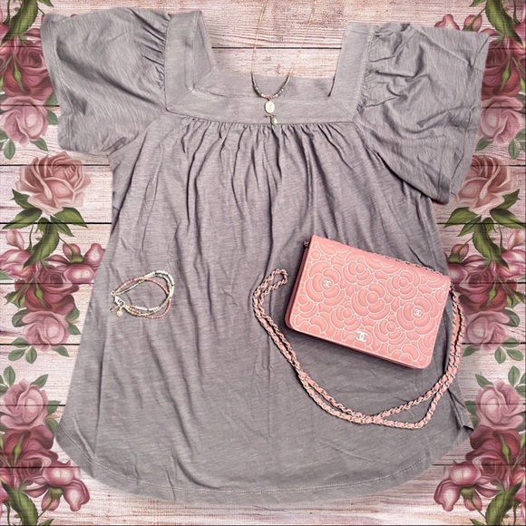 LOFT Tops - LOFT Flutter Tee